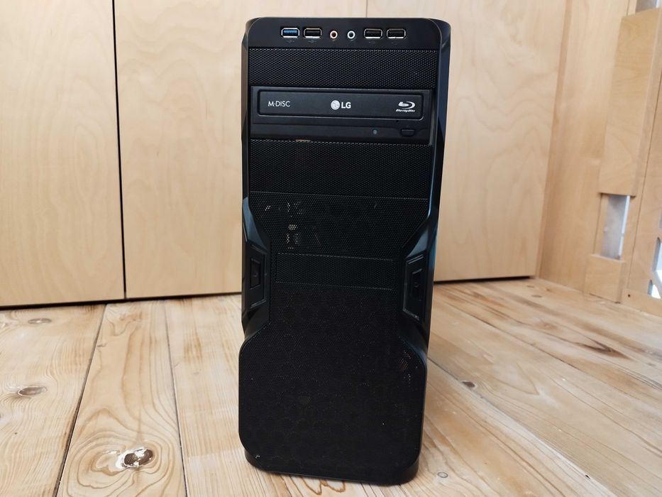 Komputer RTX 3070 Ti 8GB, i7 6700, 64 GB DDR4, 480GB SSD