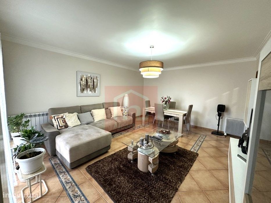 Apartamento T3 com arrecadação em Alcochete — Alcochete, Setúbal