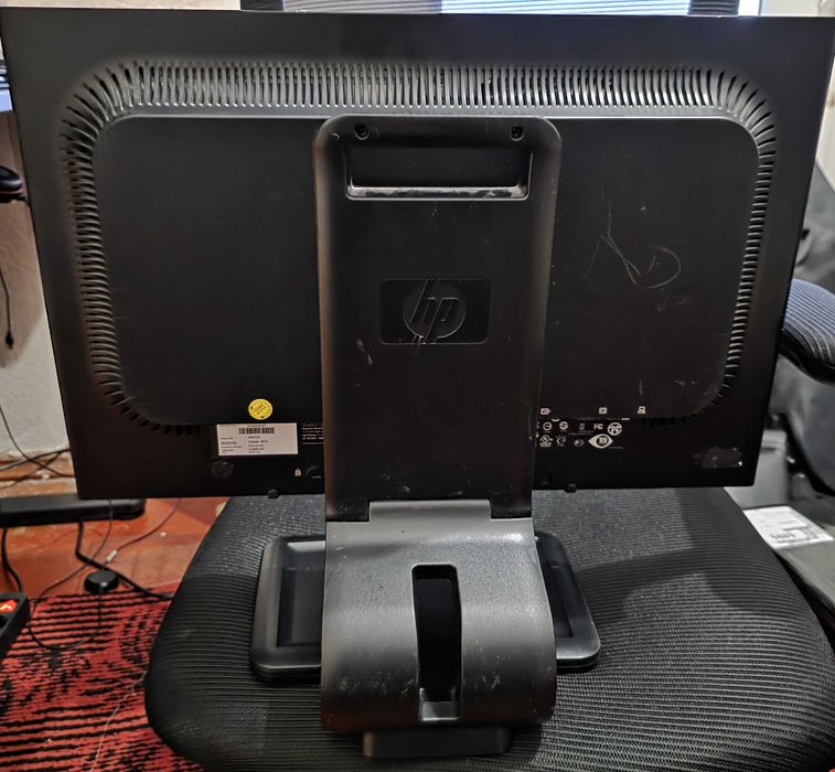 Офісні монітори 22" – 2× Acer + 2× HP, робочі