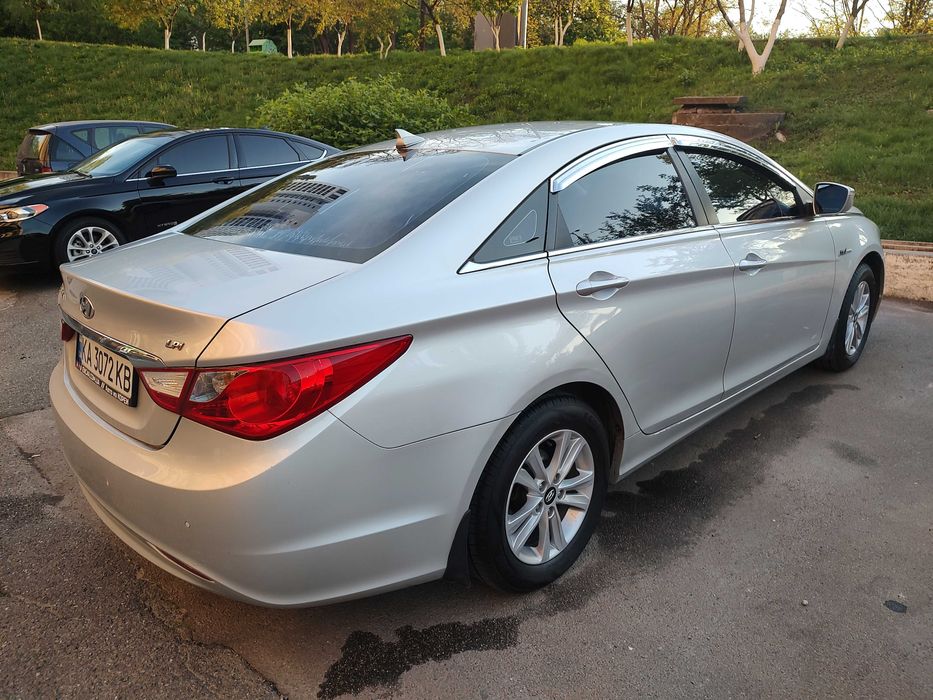 Продам Hyundai sonata 2012