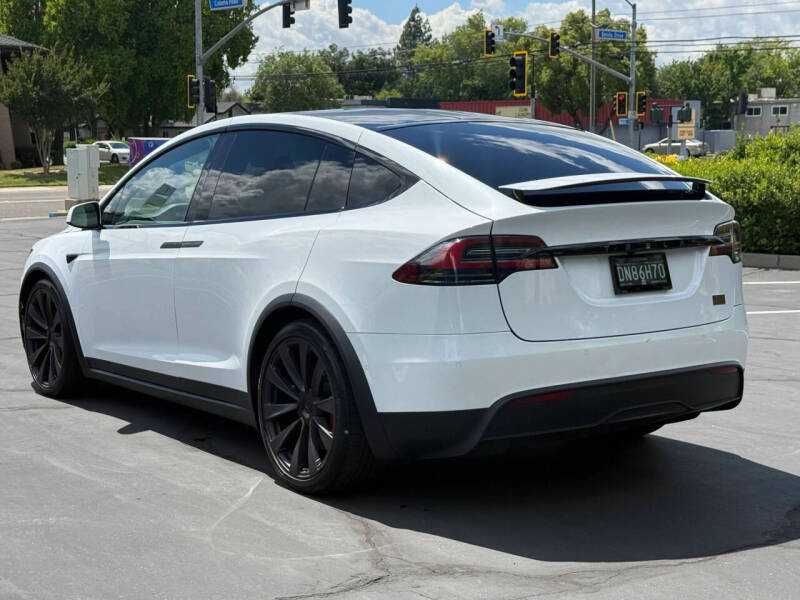 2022 Tesla Model X Plaid