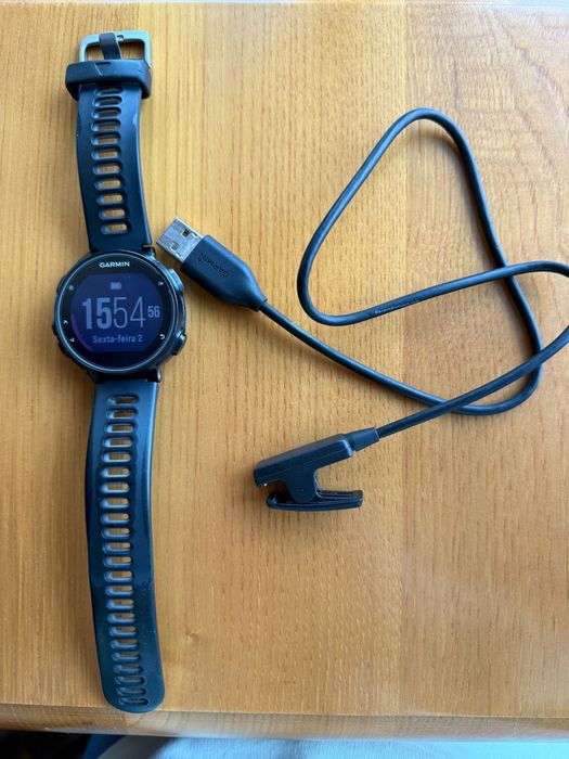 Relogio Garmin Forerunner 735XT