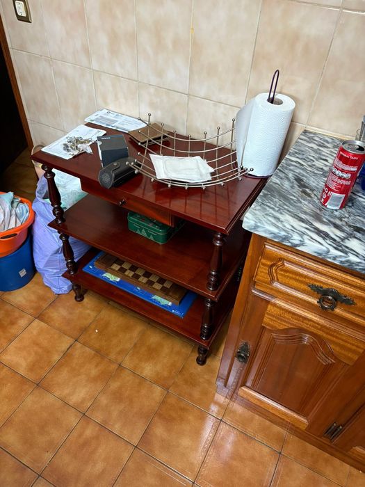 Mesas de cozinha com cadeira