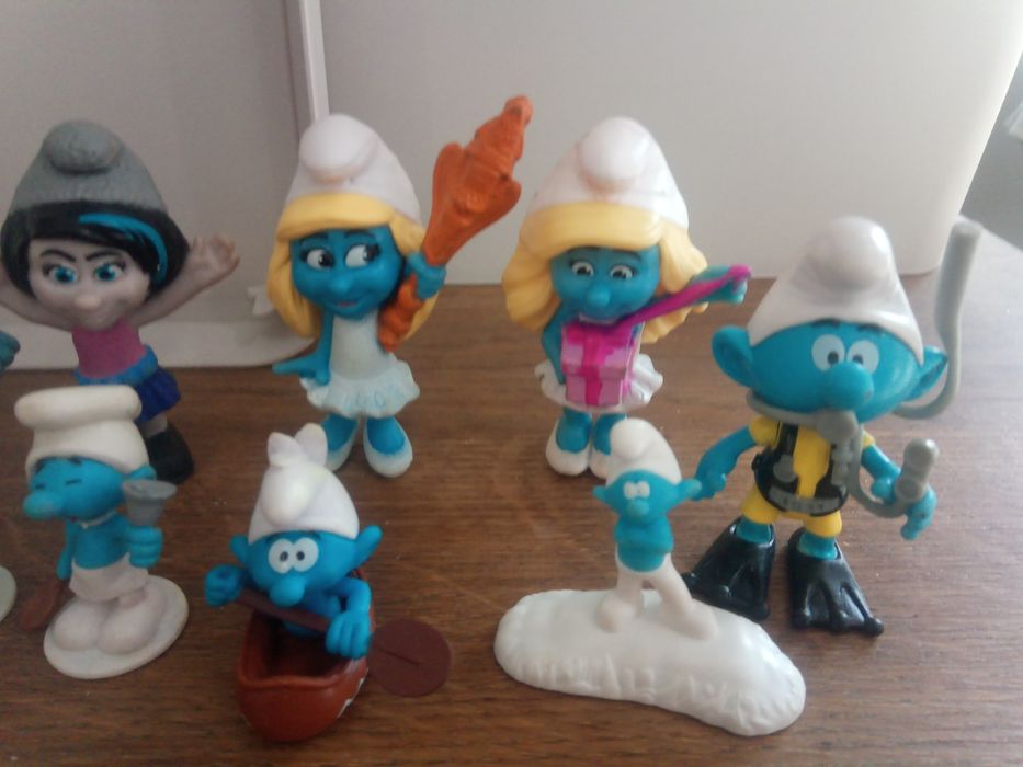 Figurki smerfy 13 sztuk kolekcja vintage