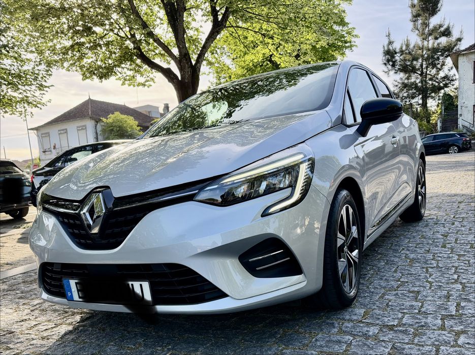 RENAULT CLIO 5 ano 2023