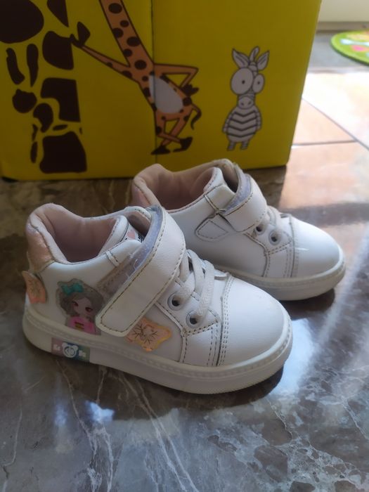 Кросівки- кеди для дівчинки