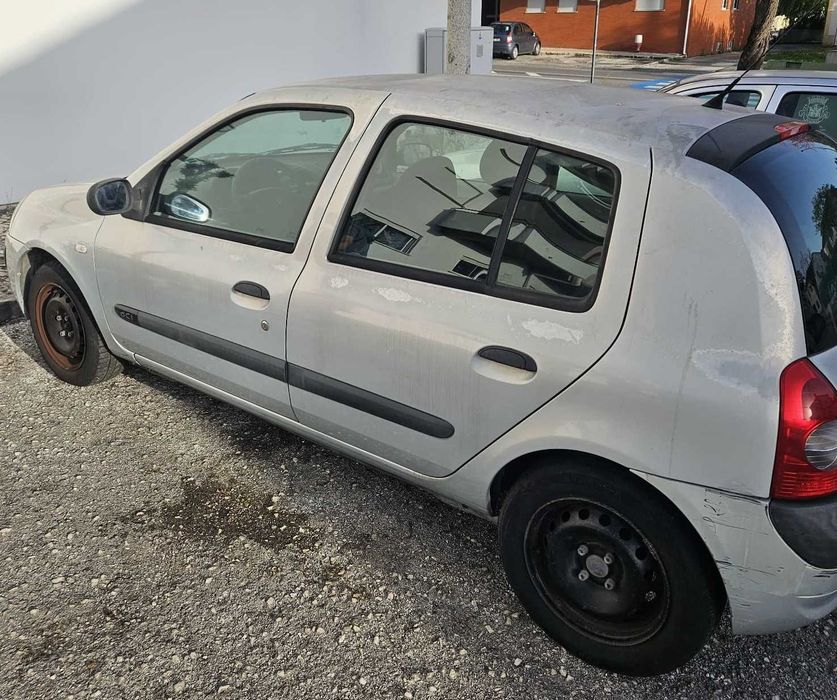 Renault Clio 1.5 dCi (2003) | Completo | IUC 2026 Pago | Transferência Imediata