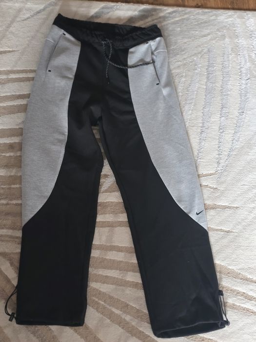 Sprzedam koplet dresowy tech fleece