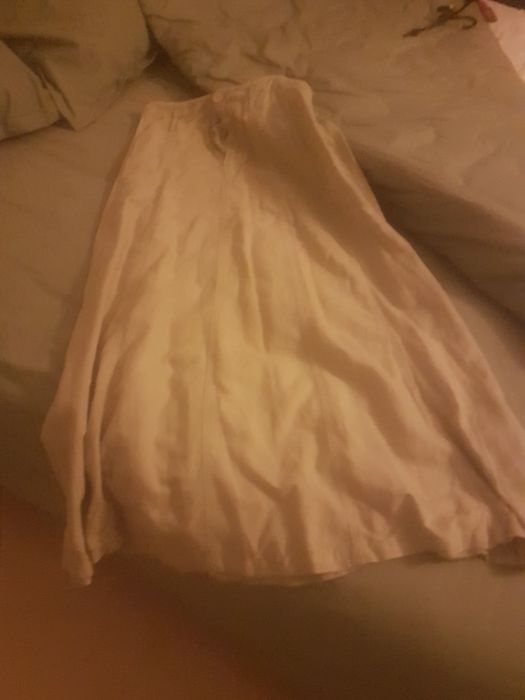 Saia zara com dois bolsos