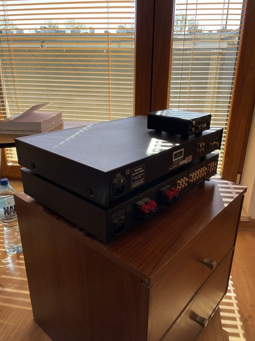 Audiolab 8200A + Audiolab 8000CD + Cambridge Audio Magic DAC 100