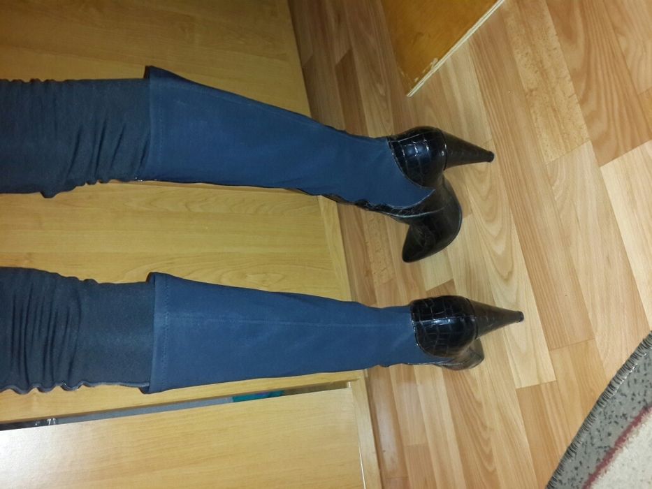 Сапожки-чулки чорного кольору