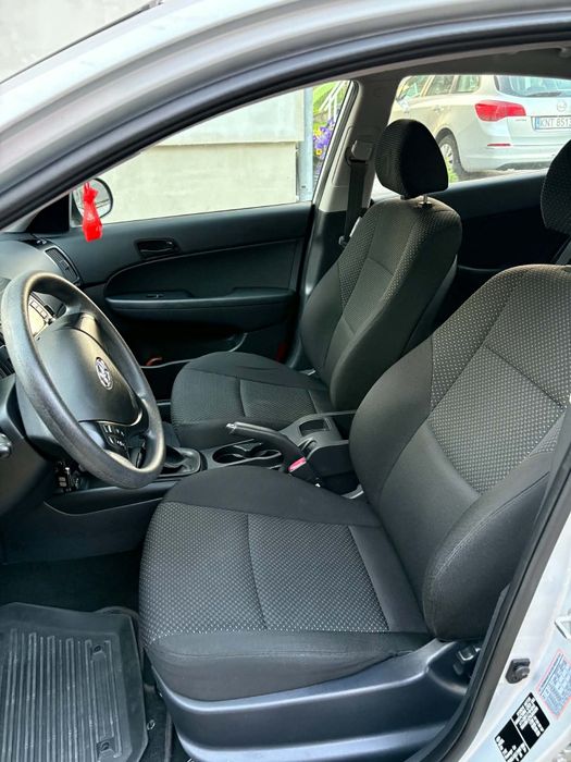 Hyundai i30 1.4   Rok 2009