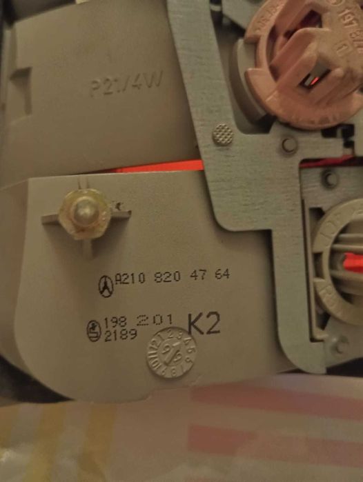 Farolim Mercedes S210