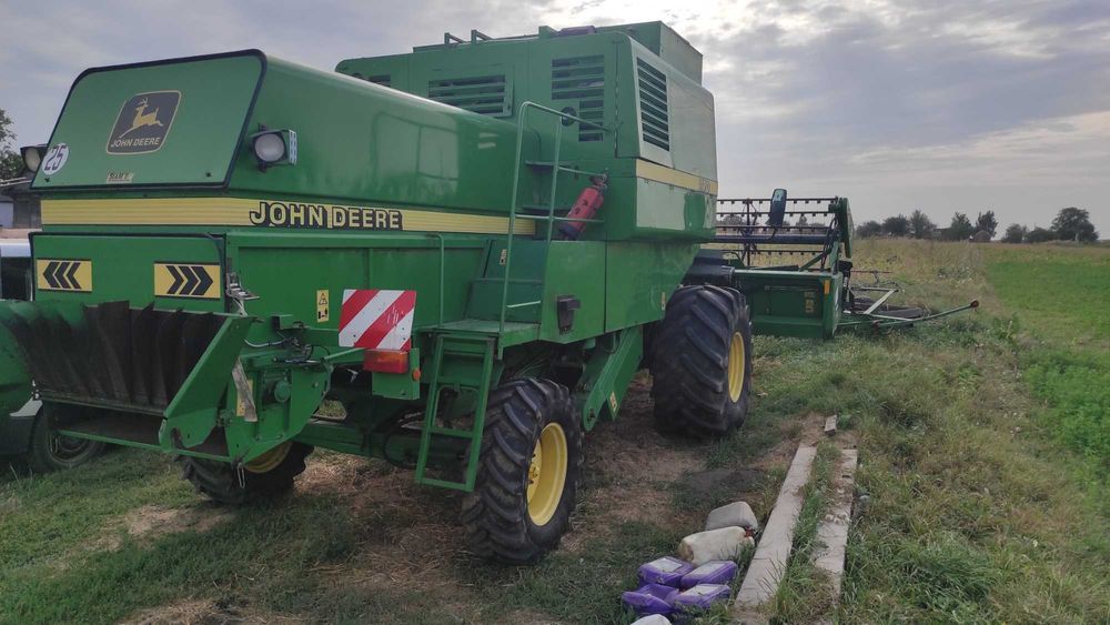 Продам зерновий комбайн John Deere 1170