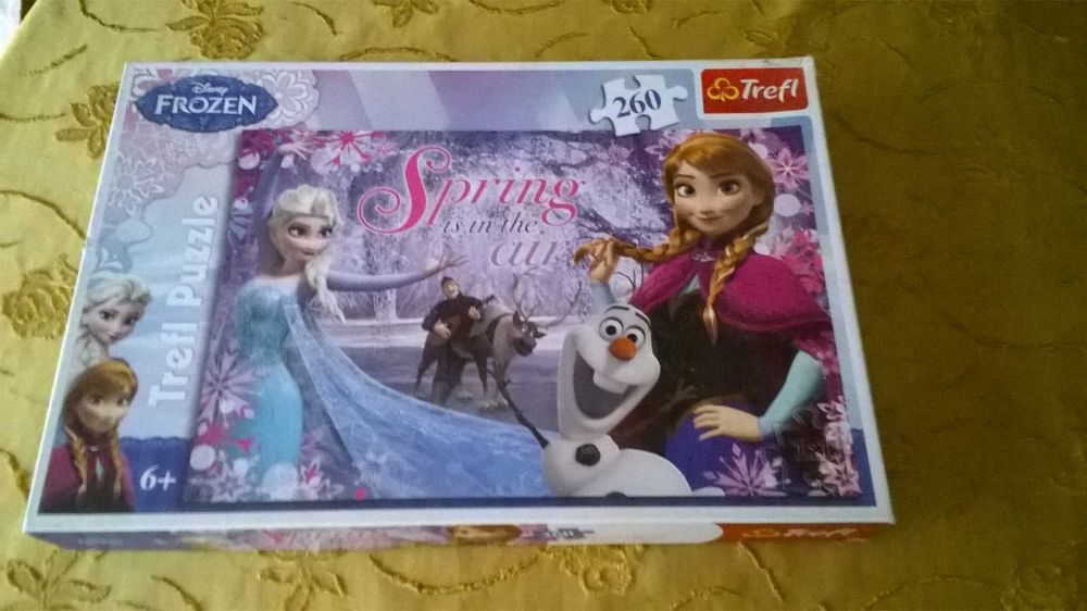 Puzzle Trefl 260 spring