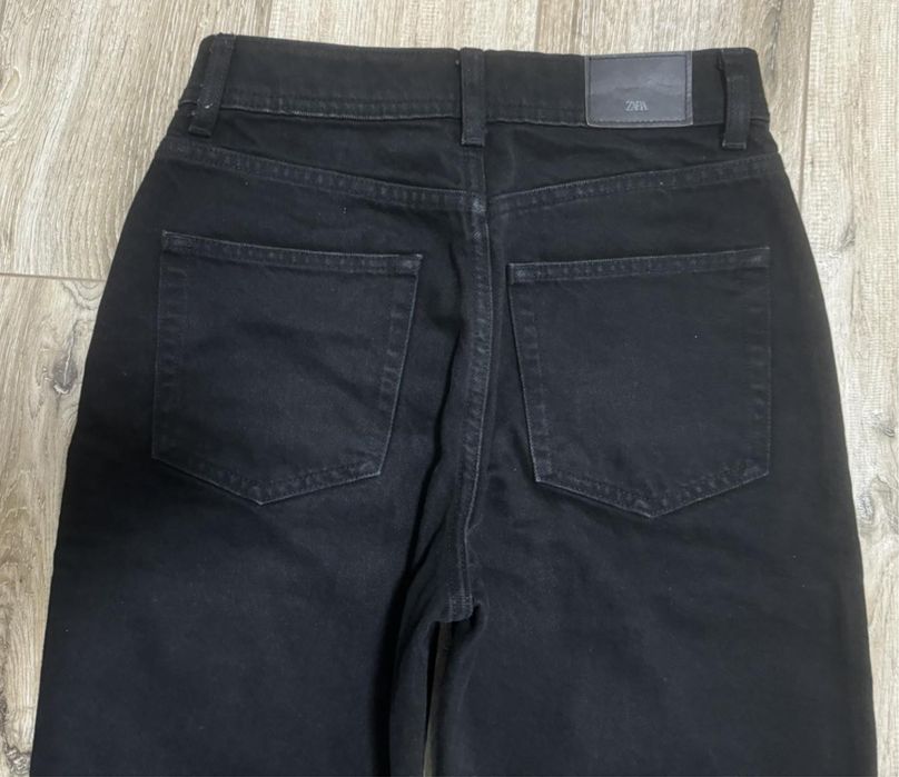 ZARA джинсы mom-fit, размер 32