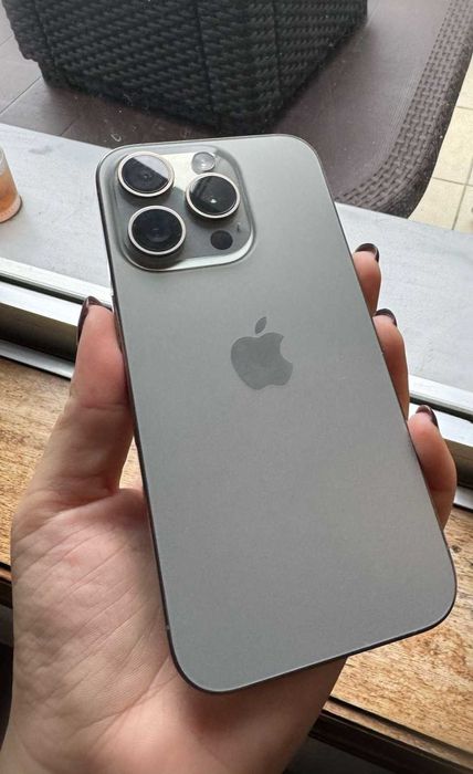 iPhone 15 Pro - Silver64739035398019121
