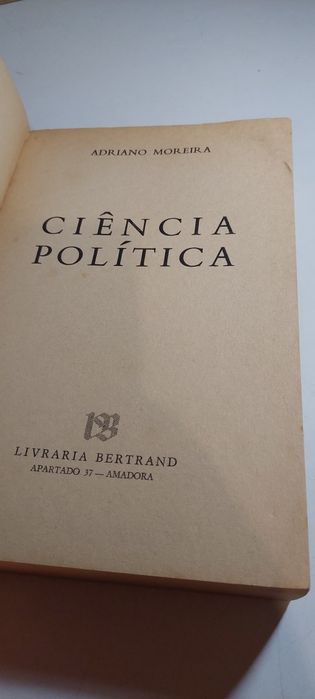 Ciência Política - Adriano Moreira (1ª edição, 1979)