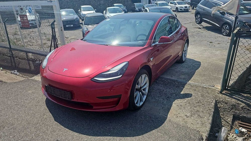 Tesla Model 3 Standard Range