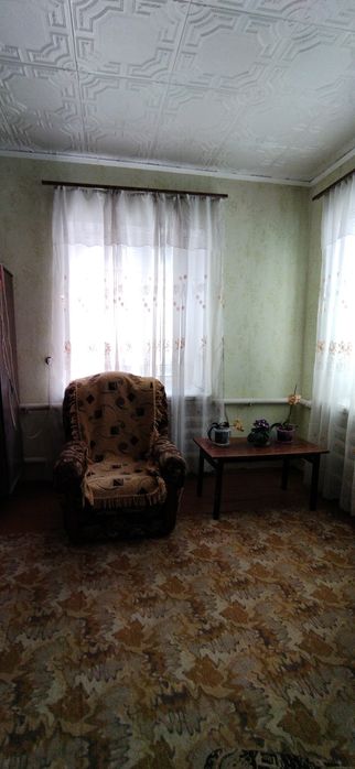 Продам добротний будинок на дві сім'ї