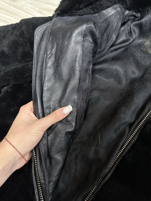 Продам Шубу з мутона