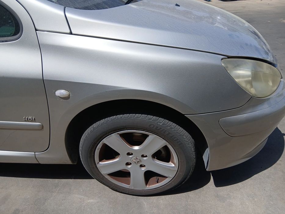 Guarda-lamas direito PEUGEOT 307 SW (3H)