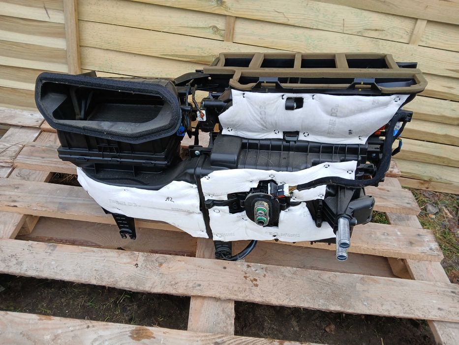 Nagrzewnica kompletna Kia Ceed 3 III 1.0 T-gdi 18-21r Europa