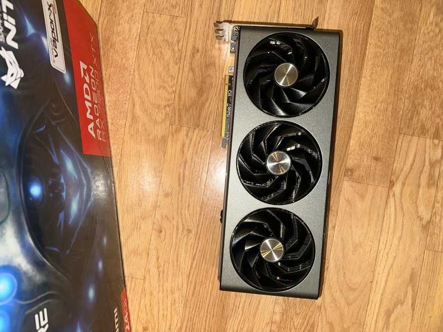 Sapphire Nitro+ AMD Radeon RX 7900 XTX 24GB