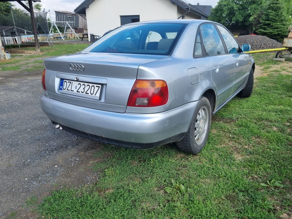Audi A4 B5 1995r. 1.9tdi 90km