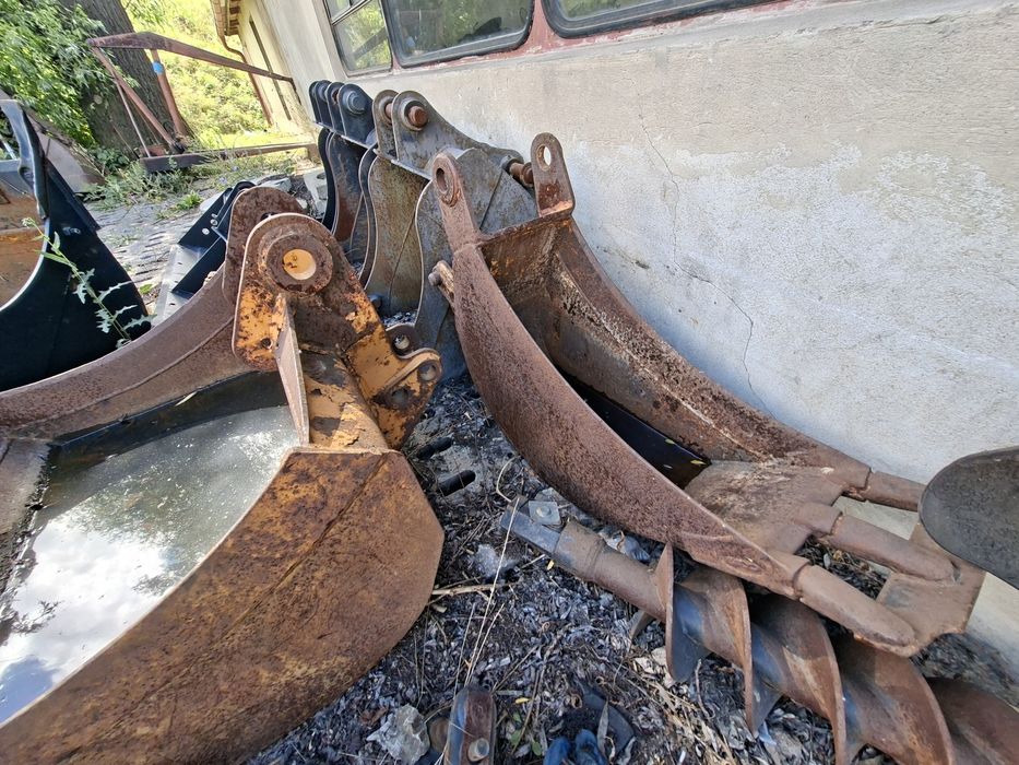 Łyżki do kopania CASE koparko ładowarka