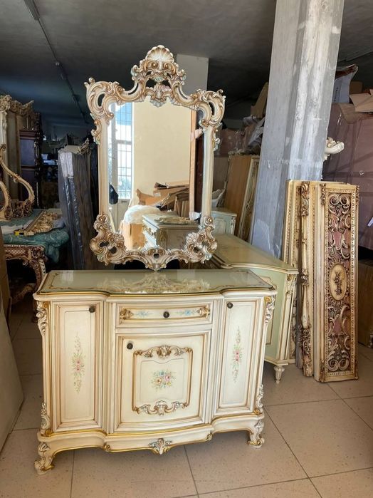 Komoda z lustrem marki Silik