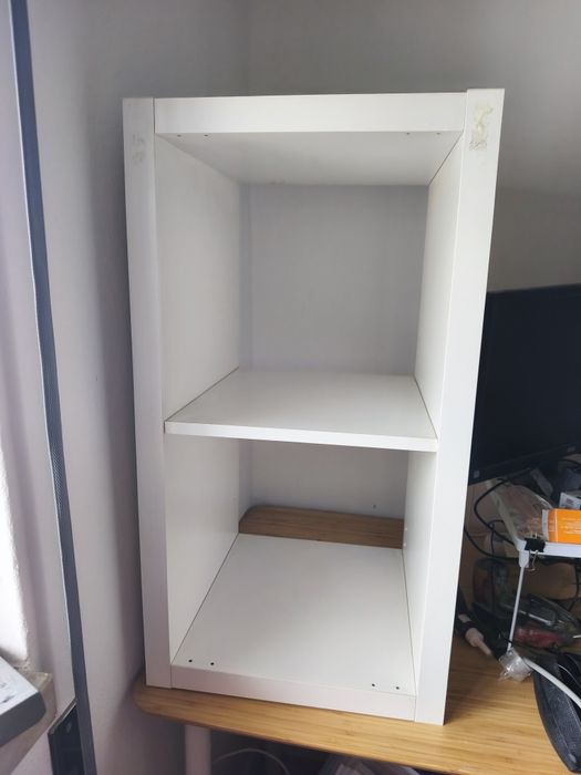 Estante KALLAX com porta de vidro