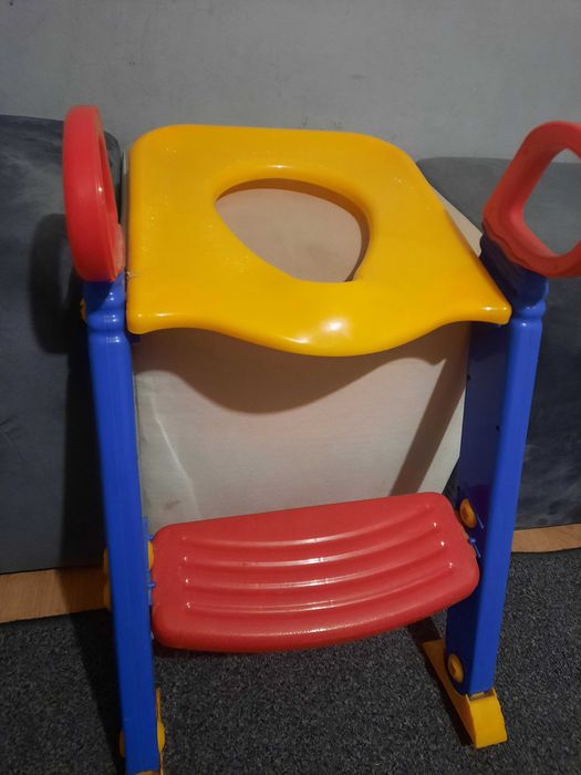 Nakładka na sedes ze schodkami