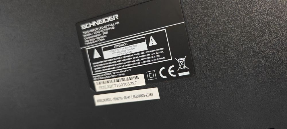 TV LCD Schneider 40" full hd (peças)