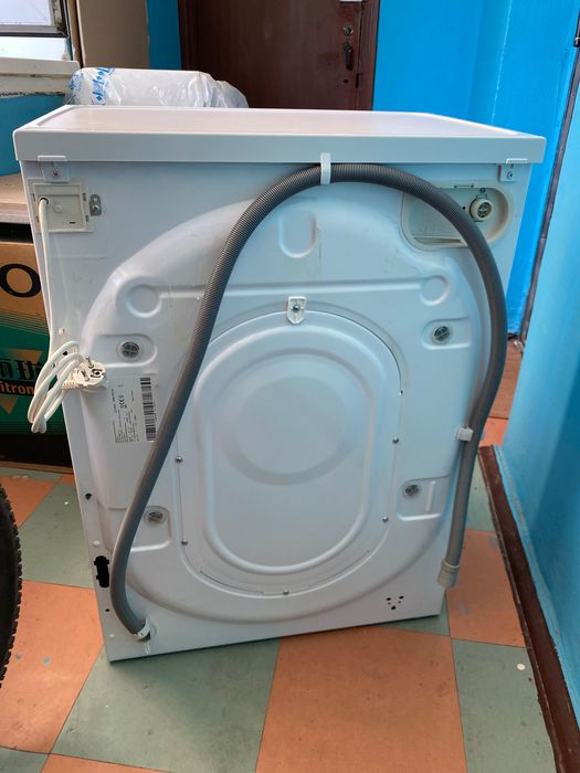 Пральна машинка Indesit: 300 грн. - Пральні машини Київ на Olx