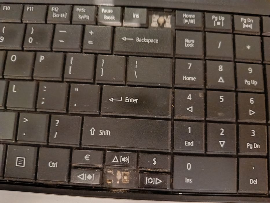 Laptop Acer 15,5 cala