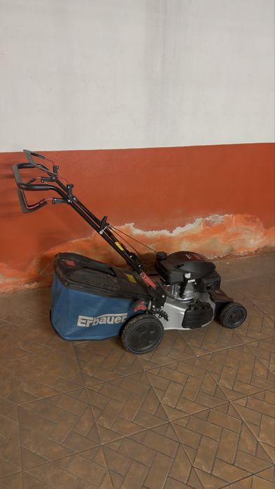 Corta-relvas Erbauer com motor Honda GCVx 145 – Autopropulsionado