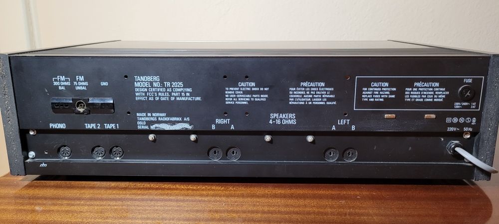 Amplituner Tandberg tr 2025