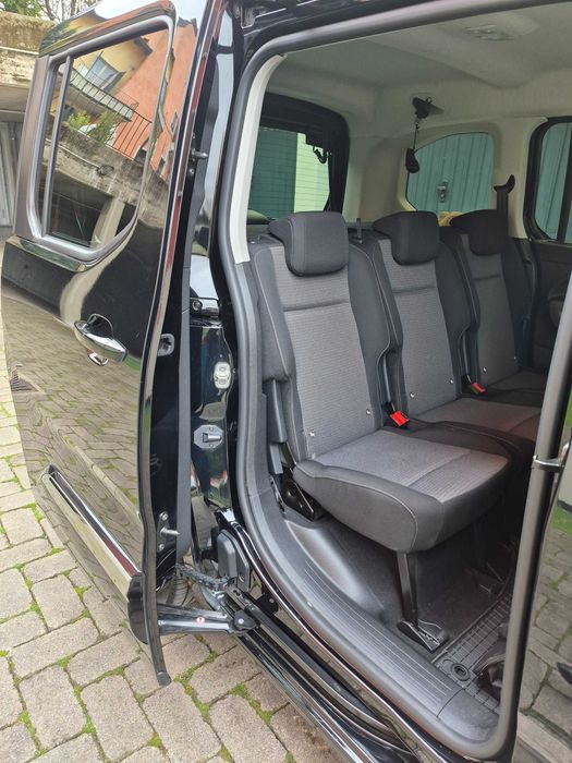 Авто Toyota proace city verso electric