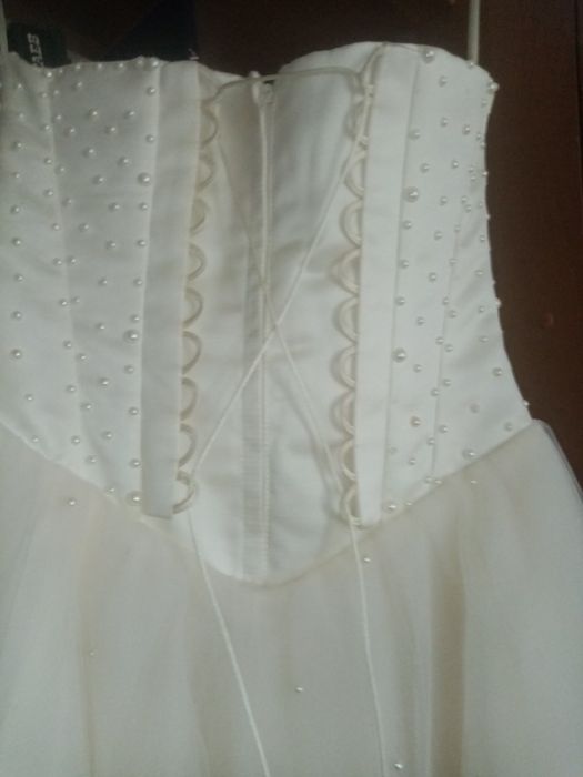 Весільна. Сукня.