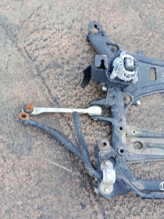 Charriot frente BMW X4 (F26)