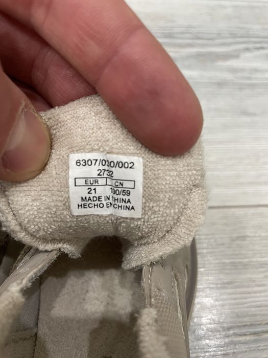 Детские кроссовки Zara 21 размер