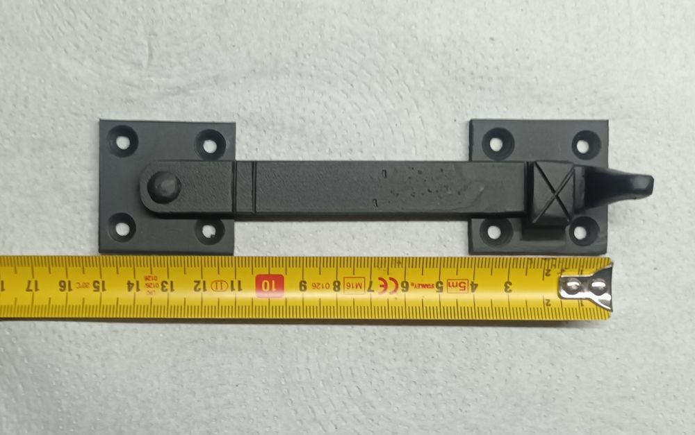 Fecho de porta rústico