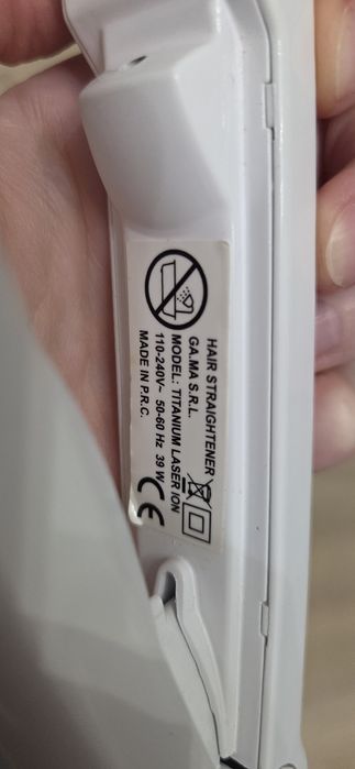 Продам випрамляч для волосся GA.MA