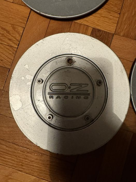 Kapsle dekielki Oz futura Racing