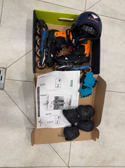 Rolki Rollerblade Arrow SC 33–36,5 + kask + ochraniacze zestaw