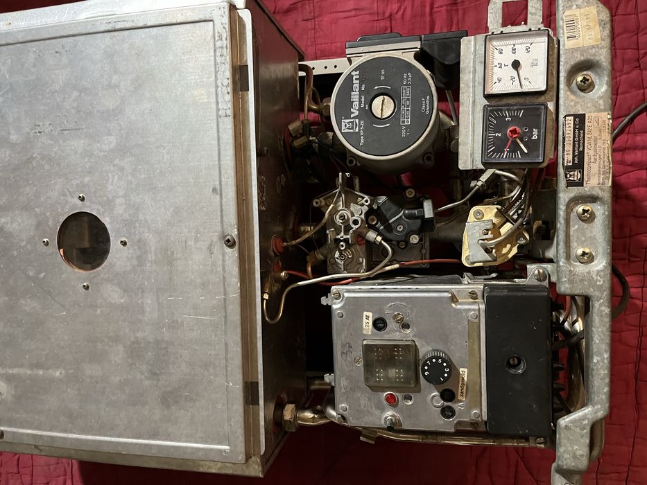 Котел газовий Вайлант Т4 турбо 24 квт