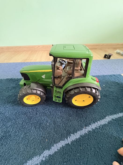 Трактор John Deere Bruder Брудер