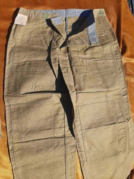 Рабочие штаны для сварщика , спецодежда.