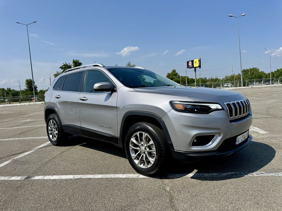 Jeep Cherokee Latitude Plus 2.4 L